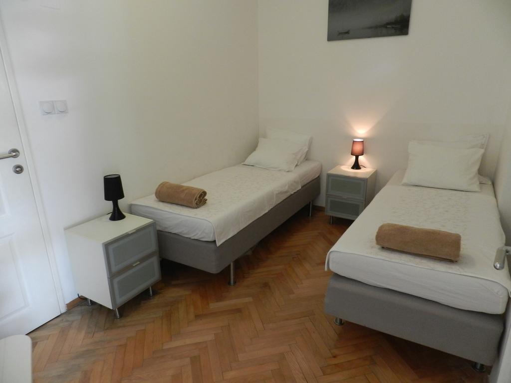 Apartment Mimosa Kotor Quarto foto